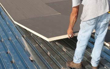 benefits of insulating Clyffe Pypard flat roofing