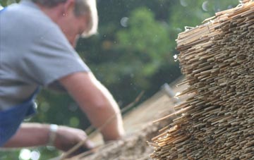 professional Clyffe Pypard thatchers